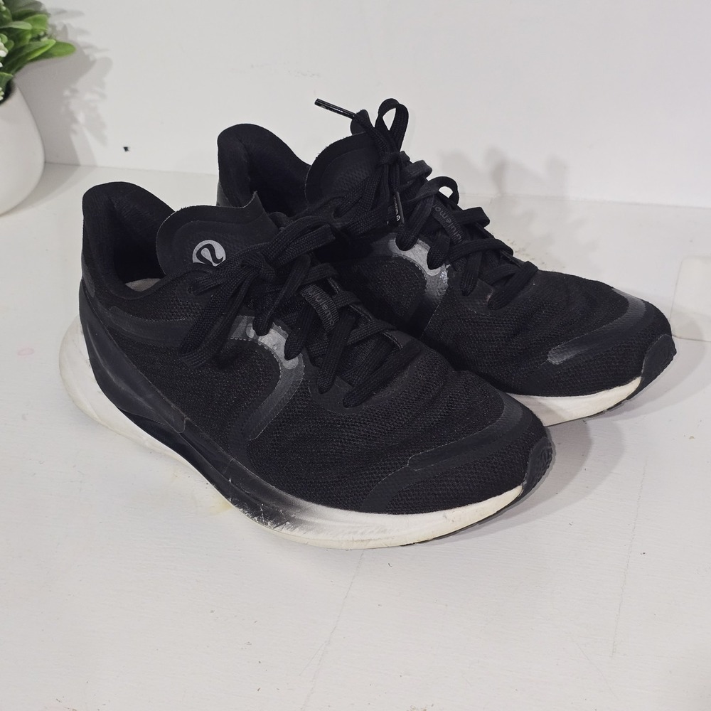 Lululemon Women's Blissfeel 2 Running Shoes 8.5 Black Asphalt Grey Light Vapor